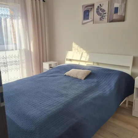 In The Center Of アパート Pelplin